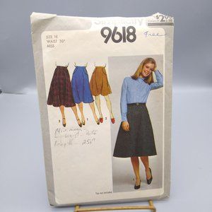 Vintage Sewing PATTERN Simplicity 9618, Misses 1980 Skirt in Three Lengths